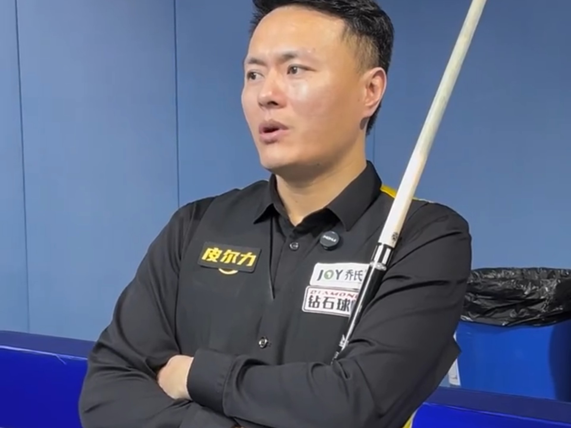 他为黄蜂队